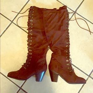 High heel boots